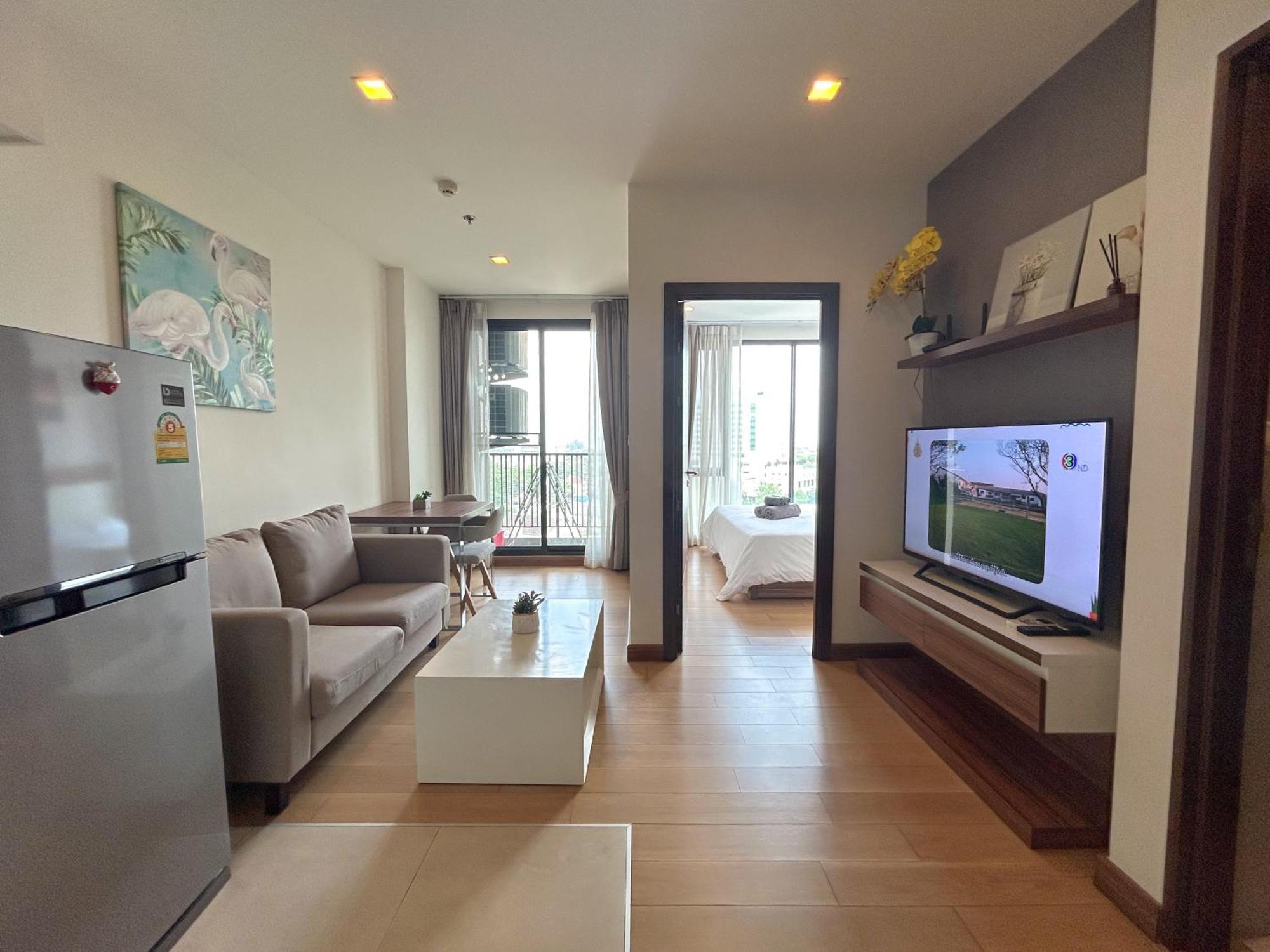 The Astra Condo Chaing Mai Chiang Mai Exteriör bild