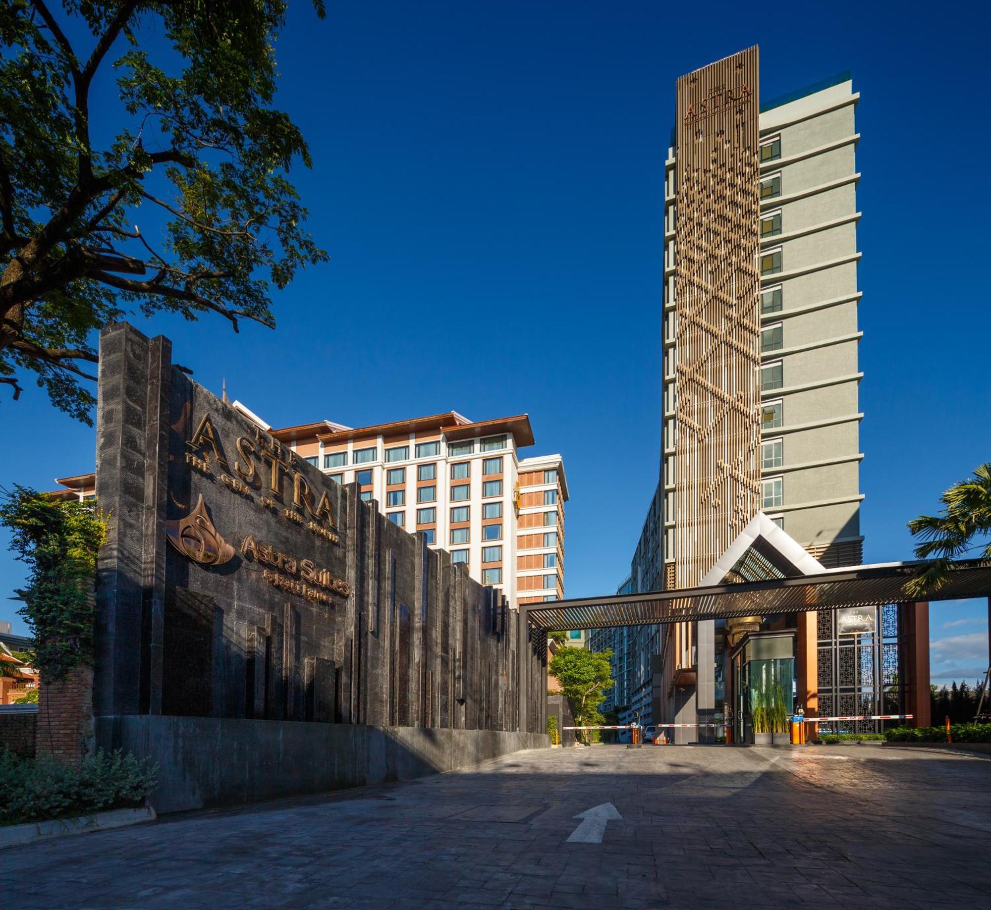 The Astra Condo Chaing Mai Chiang Mai Exteriör bild
