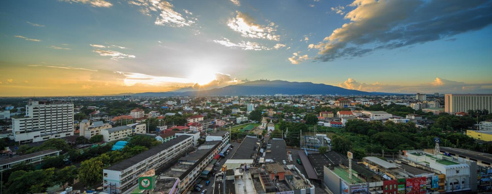 The Astra Condo Chaing Mai Chiang Mai Exteriör bild