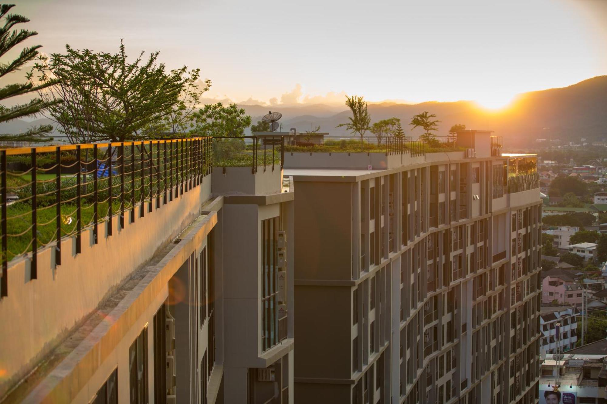 The Astra Condo Chaing Mai Chiang Mai Exteriör bild